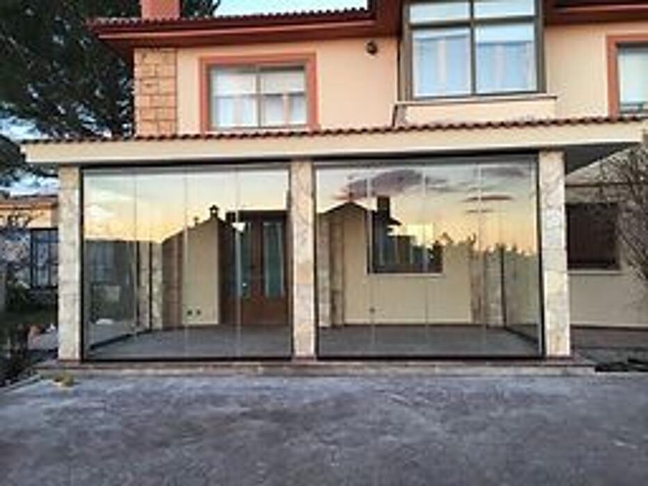 Images ALÚMINA CERRAMIENTOS