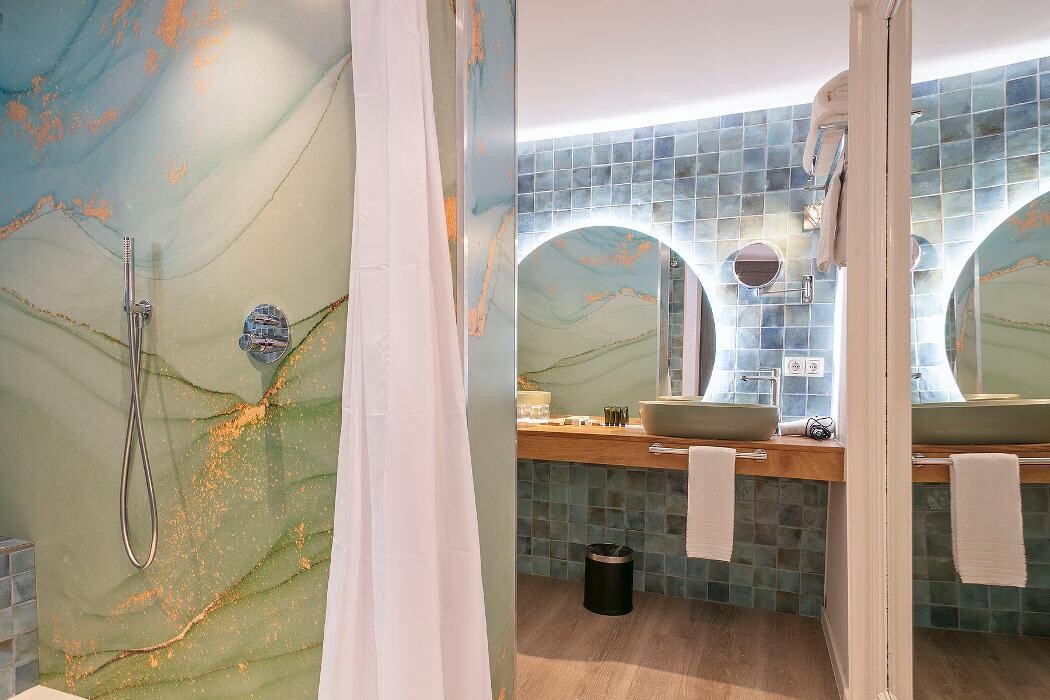 Images Van der Valk Hotel Barcarola