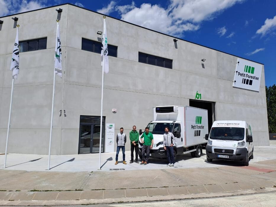 Images Petit Forestier Vic - Alquiler de vehículos frigoríficos