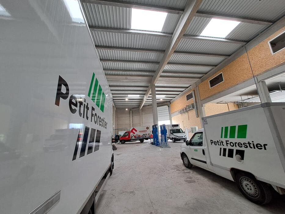 Images Petit Forestier Vic - Alquiler de vehículos frigoríficos