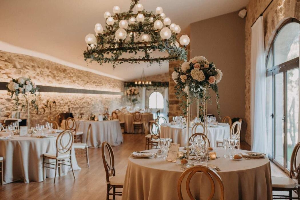 Images UAUU weddings & events