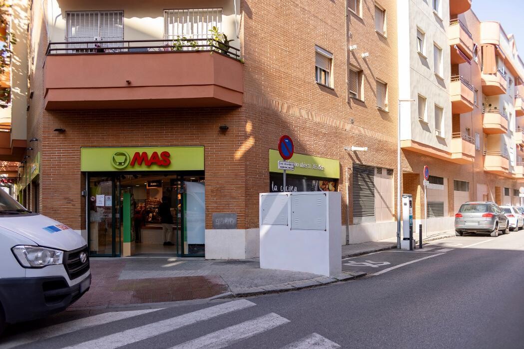 Images ACCIONA Charging Station