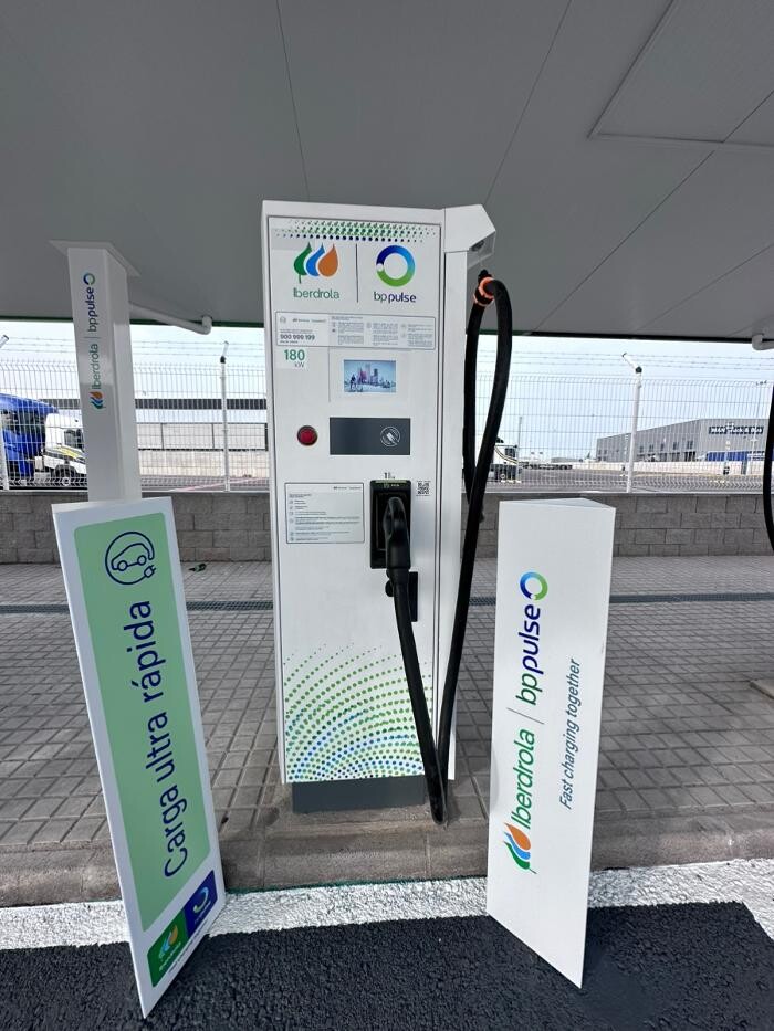 Images Iberdrola | bp pulse estación de recarga