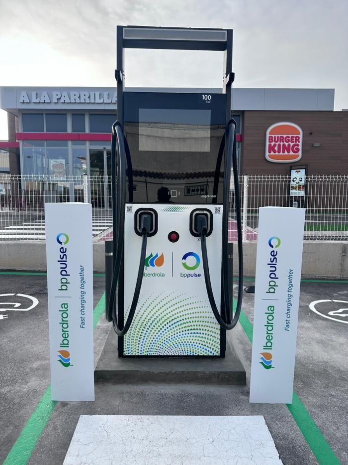 Images Iberdrola | bp pulse estación de recarga