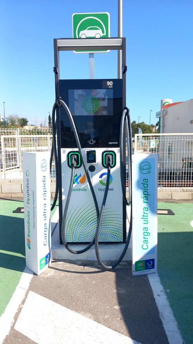 Images Iberdrola | bp pulse estación de recarga