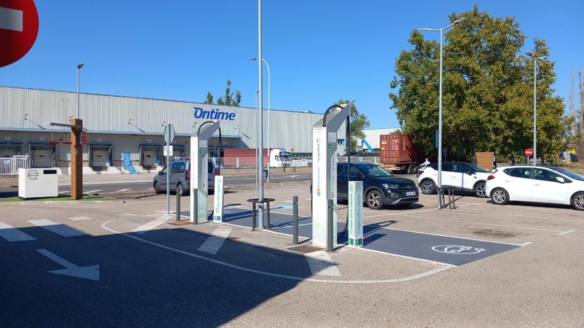 Images Iberdrola | bp pulse estación de recarga