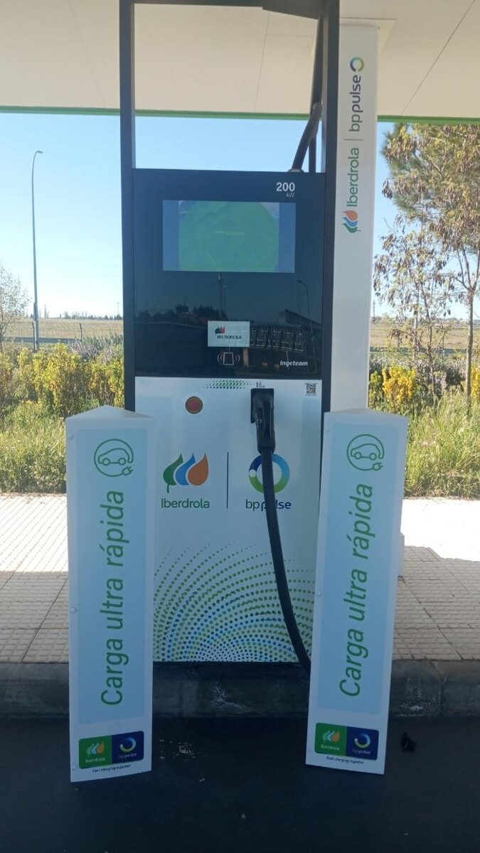Images Iberdrola | bp pulse estación de recarga