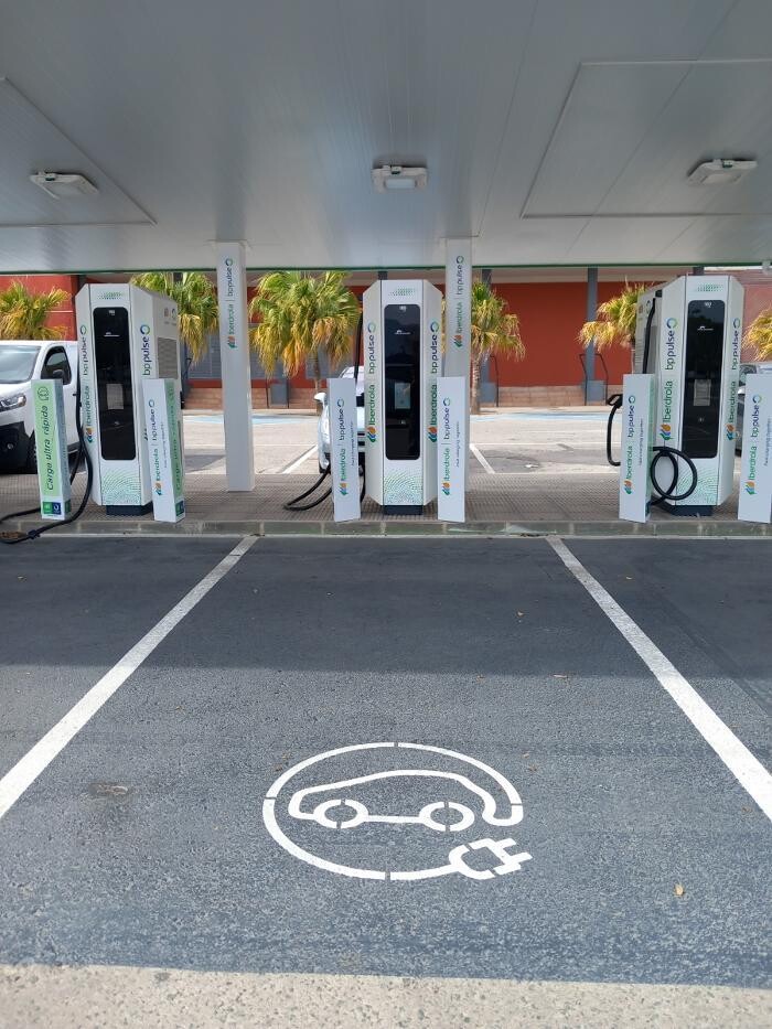 Images Iberdrola | bp pulse estación de recarga