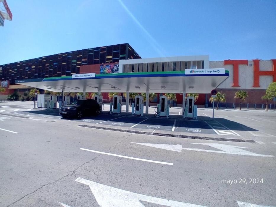 Images Iberdrola | bp pulse estación de recarga