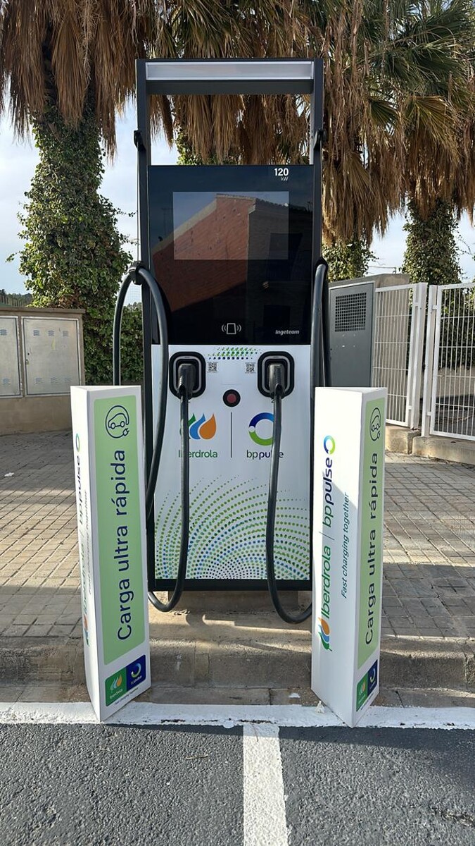 Images Iberdrola | bp pulse estación de recarga