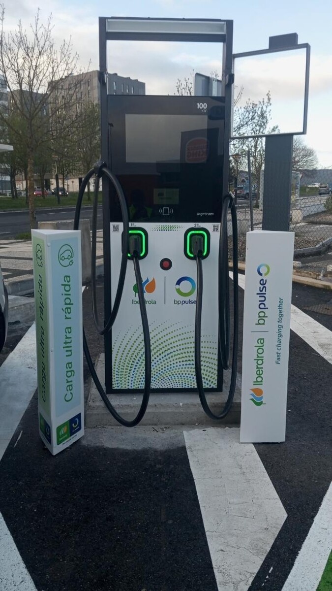 Images Iberdrola | bp pulse estación de recarga