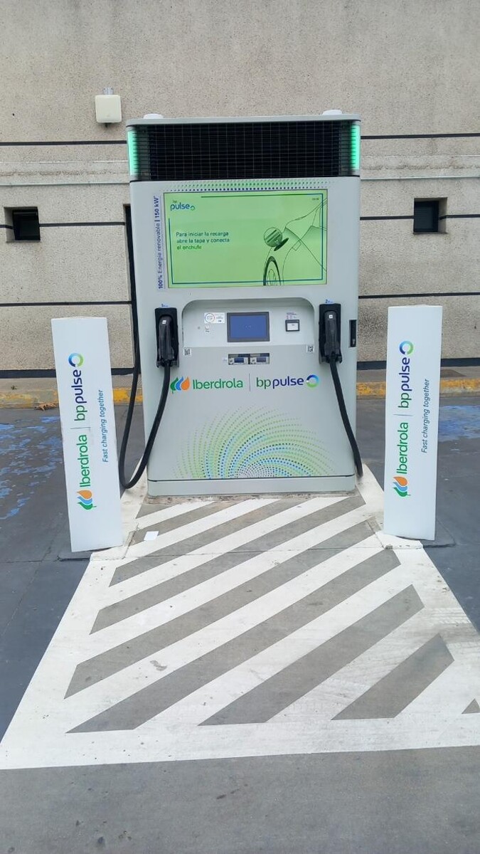 Images Iberdrola | bp pulse estación de recarga