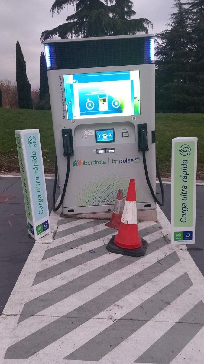 Images Iberdrola | bp pulse estación de recarga