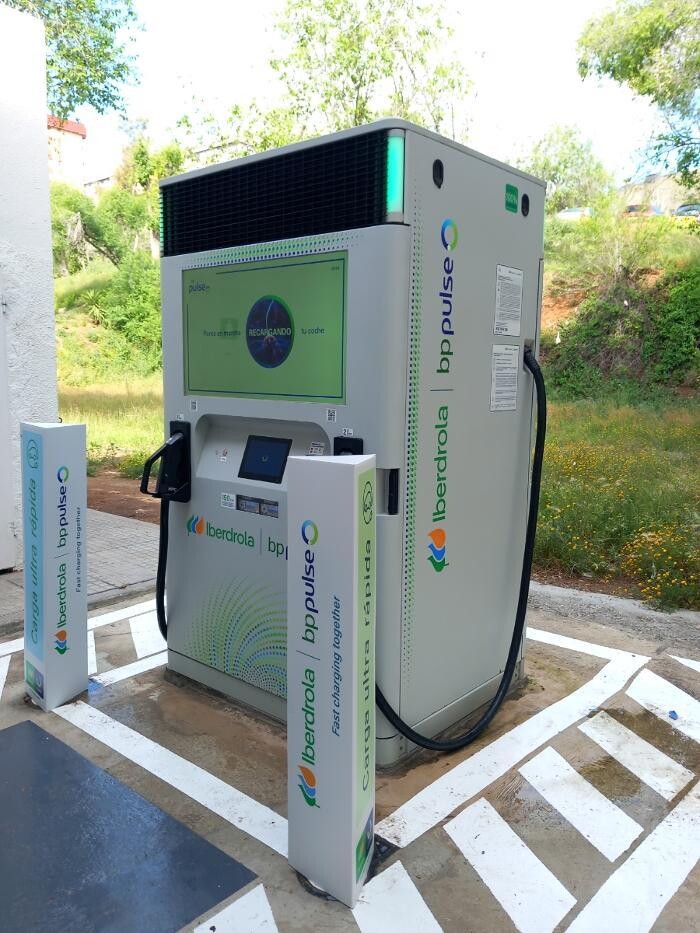 Images Iberdrola | bp pulse estación de recarga