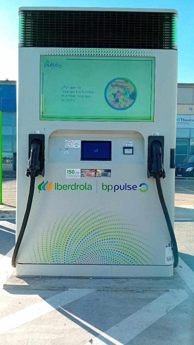 Images Iberdrola | bp pulse estación de recarga