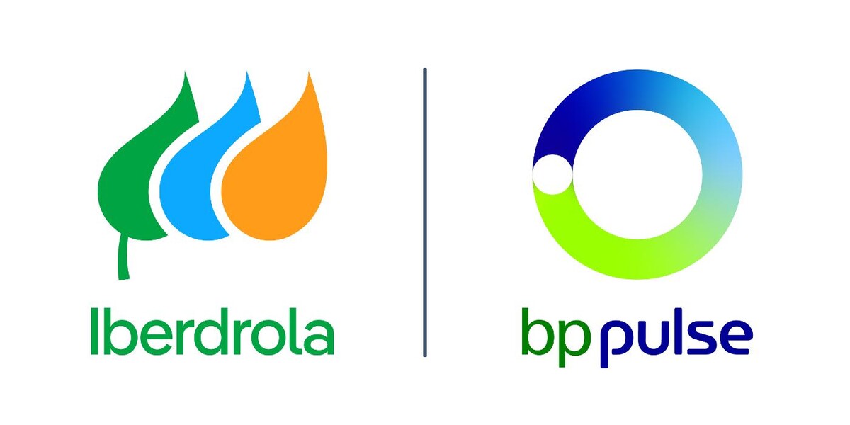 Iberdrola | bp pulse estación de recarga Logo