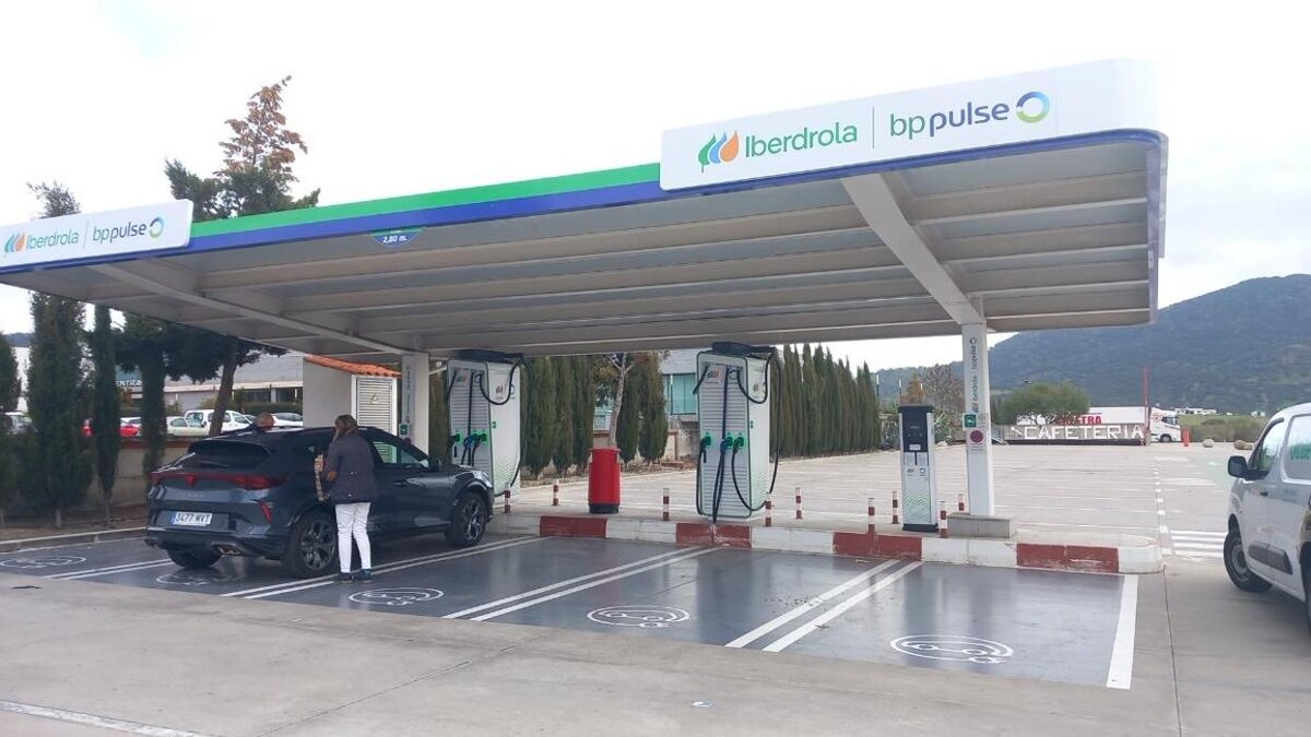 Images Iberdrola | bp pulse estación de recarga