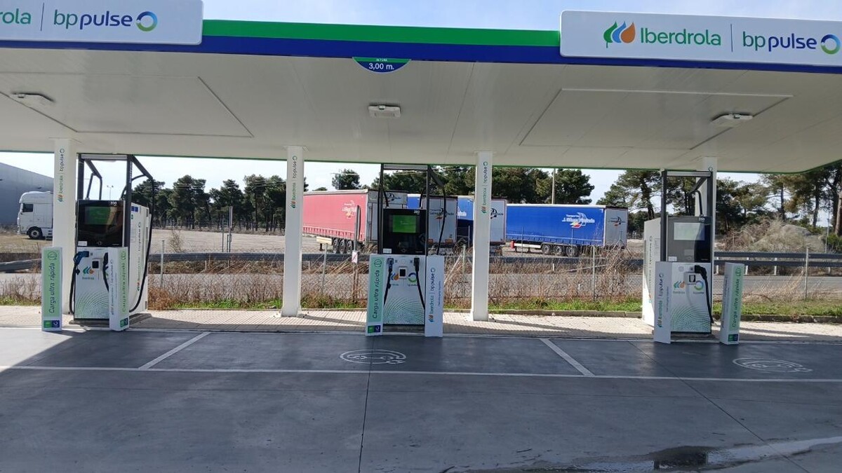 Images Iberdrola | bp pulse estación de recarga