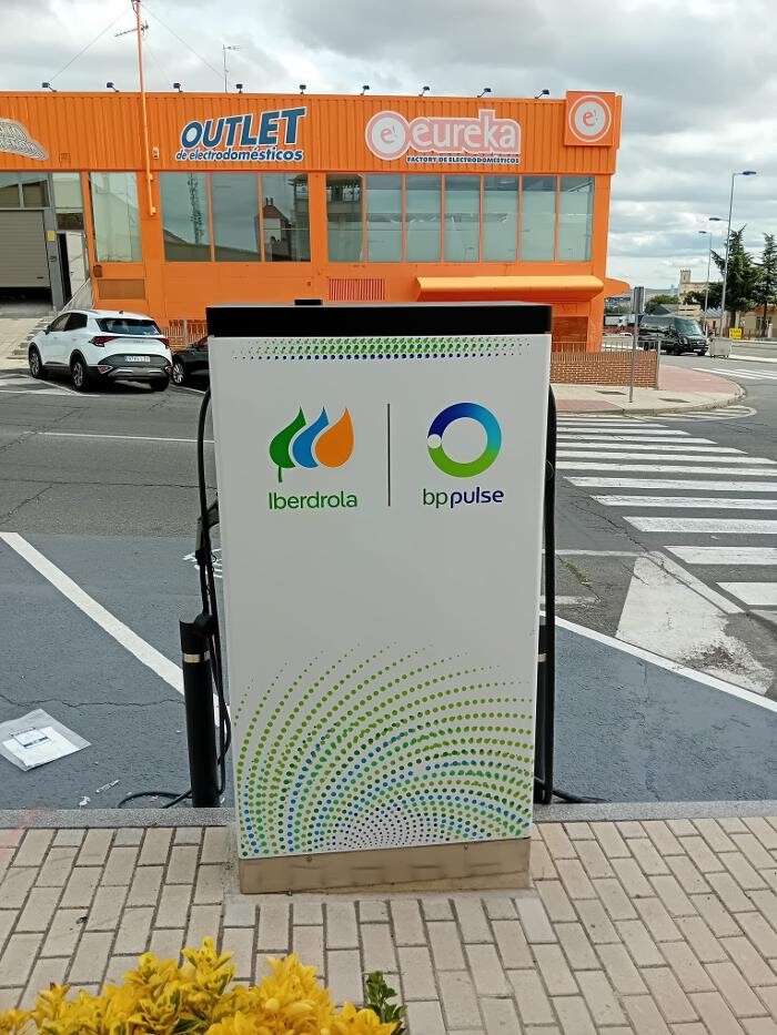 Images Iberdrola | bp pulse estación de recarga
