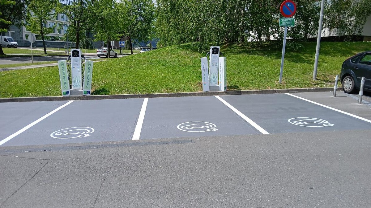 Images Iberdrola | bp pulse estación de recarga