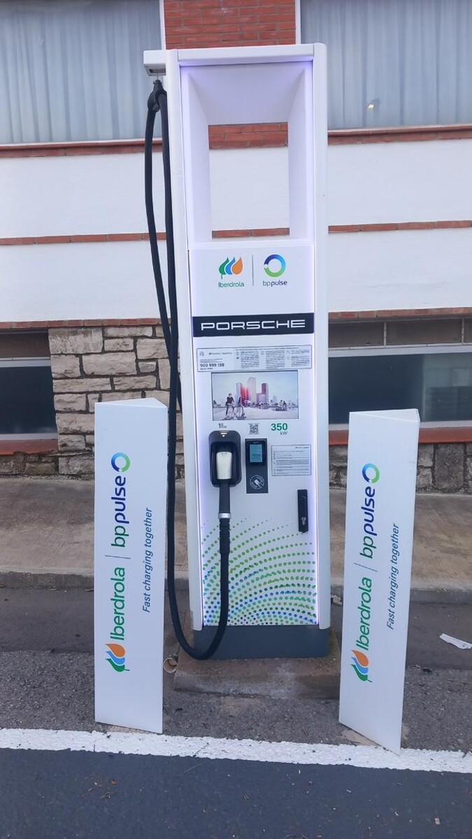 Images Iberdrola | bp pulse estación de recarga