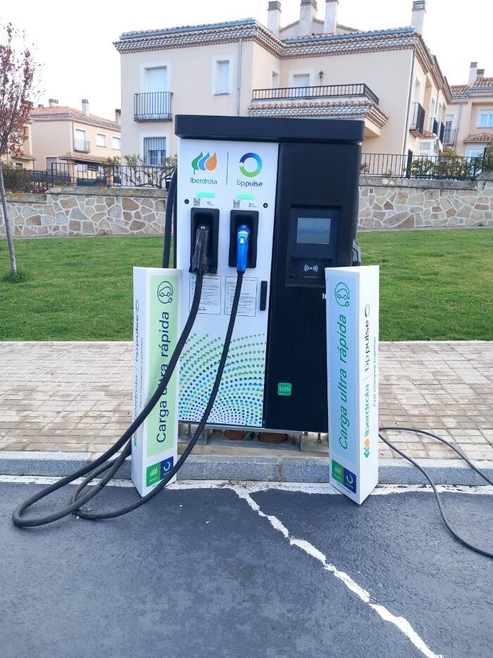 Images Iberdrola | bp pulse estación de recarga