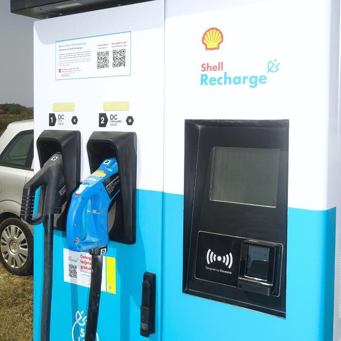 Images ACCIONA Charging Station