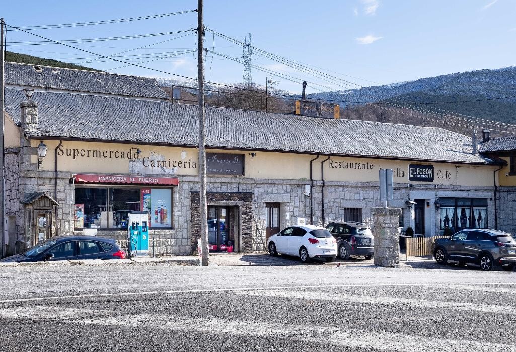 Images ACCIONA Charging Station