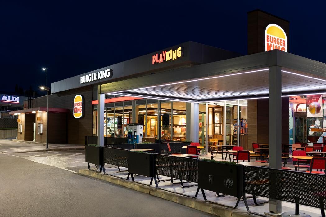 Images ACCIONA Charging Station