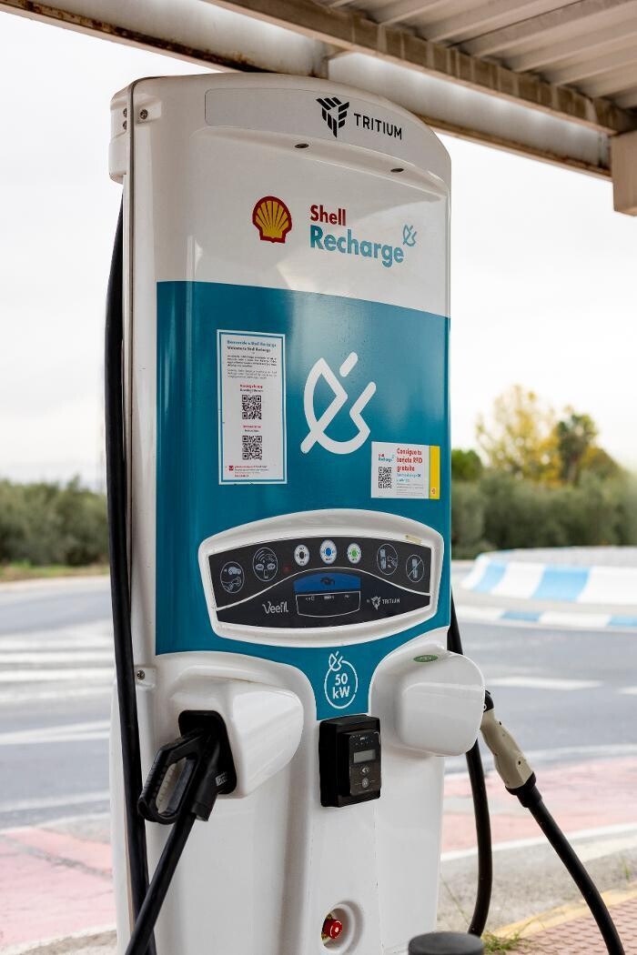 Images Shell Recharge Charging Station