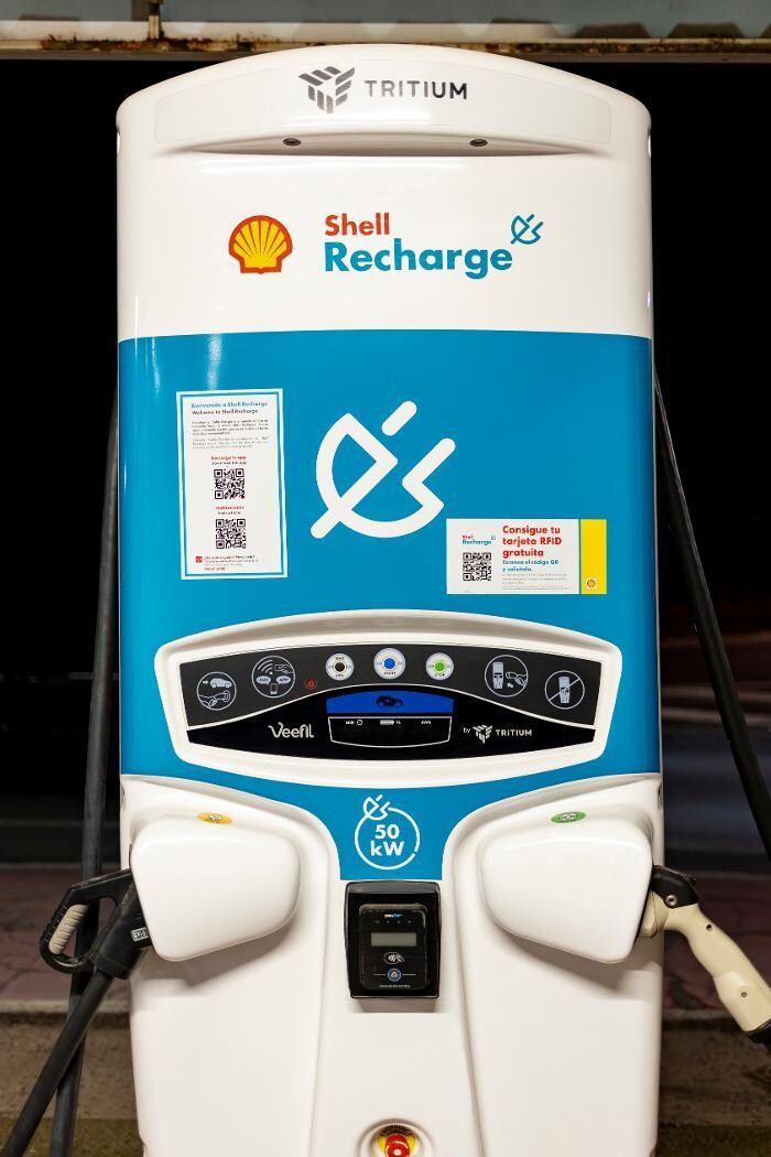 Images Shell Recharge Charging Station