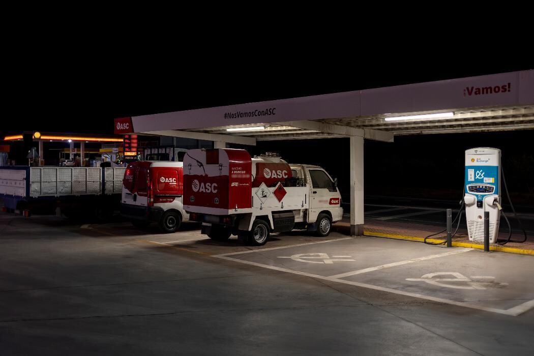 Images ACCIONA Charging Station