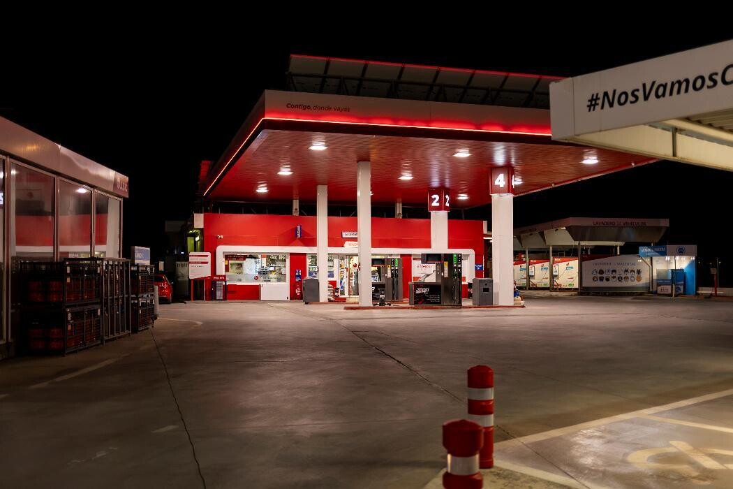 Images ACCIONA Charging Station