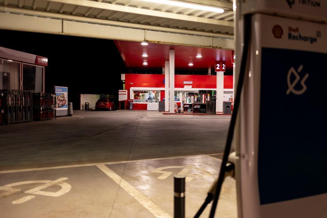 Images ACCIONA Charging Station