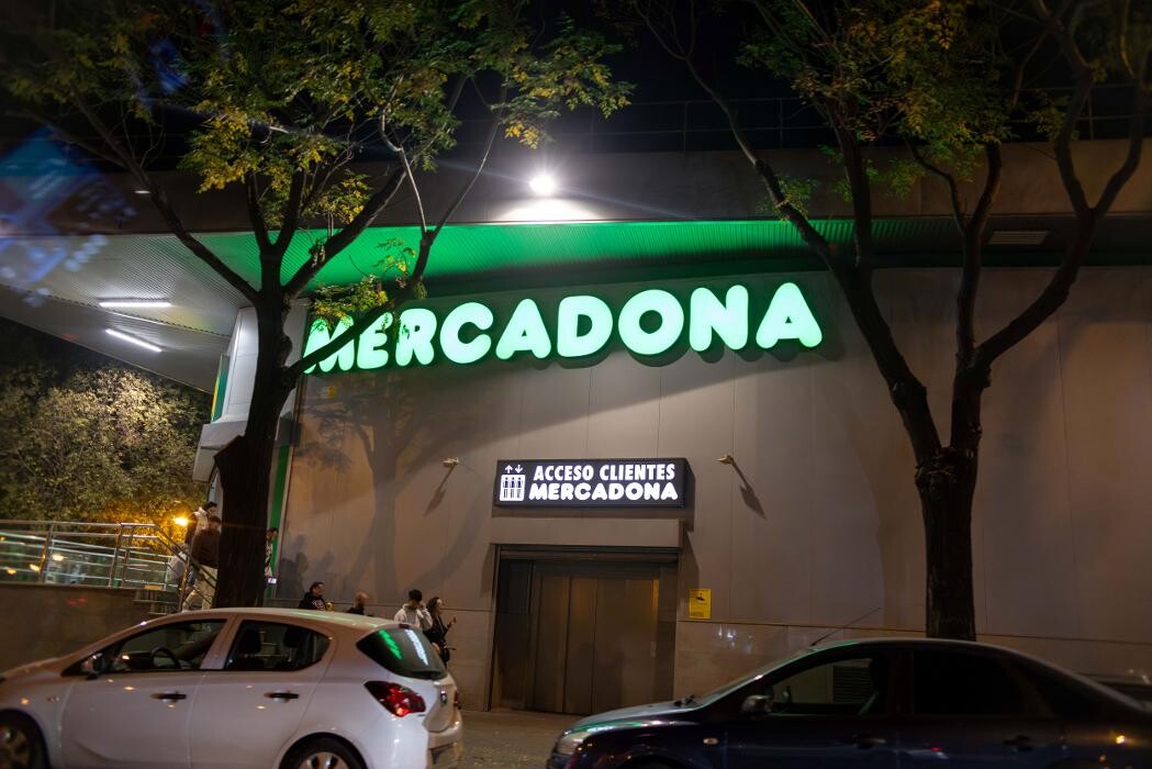 Images ACCIONA Charging Station