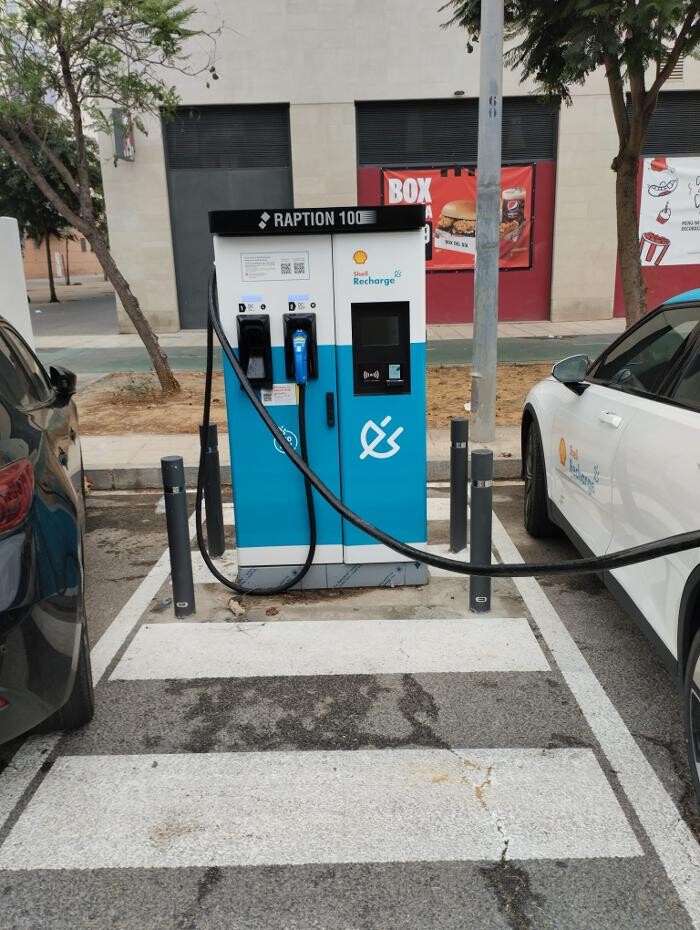 Images Shell Recharge Charging Station