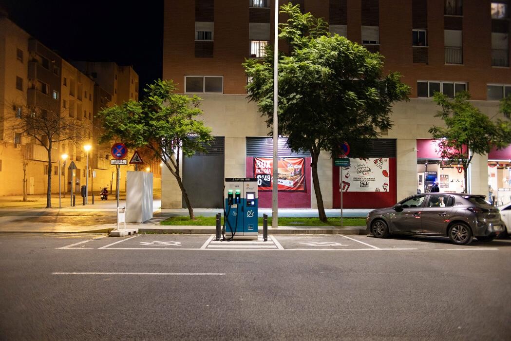 Images ACCIONA Charging Station