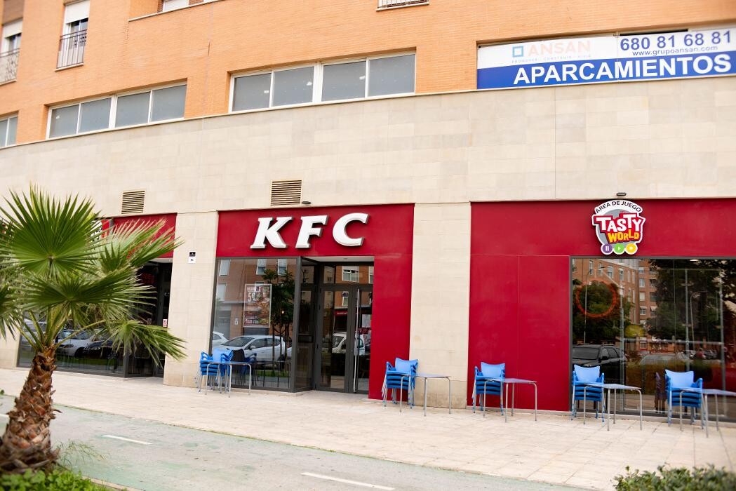 Images ACCIONA Charging Station