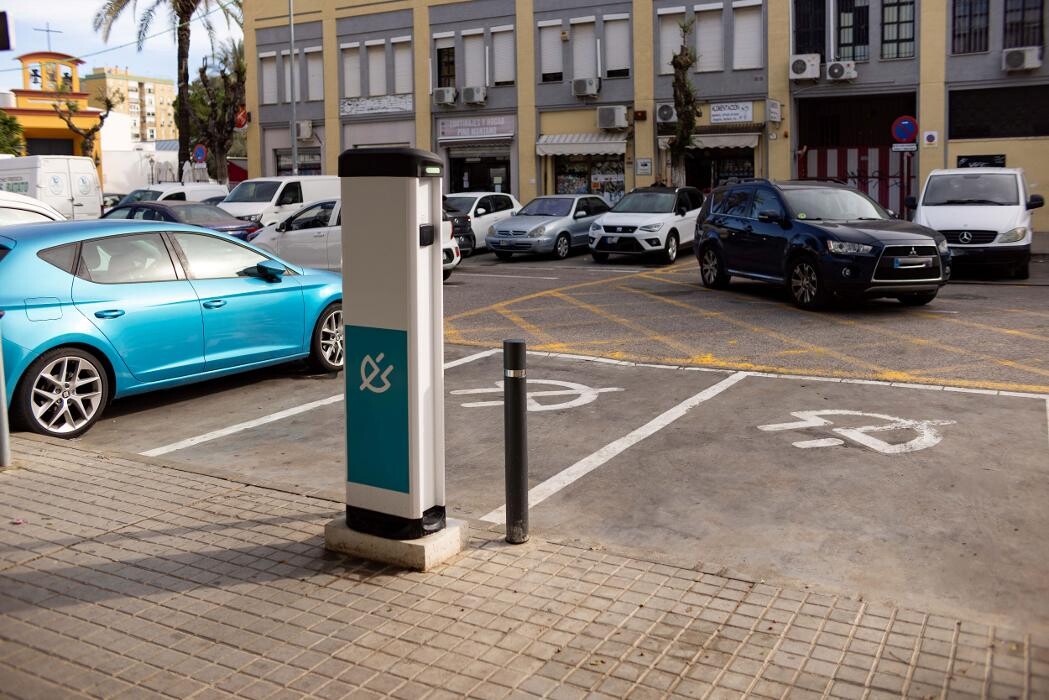 Images ACCIONA Charging Station