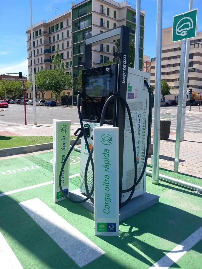 Images Iberdrola | bp pulse estación de recarga