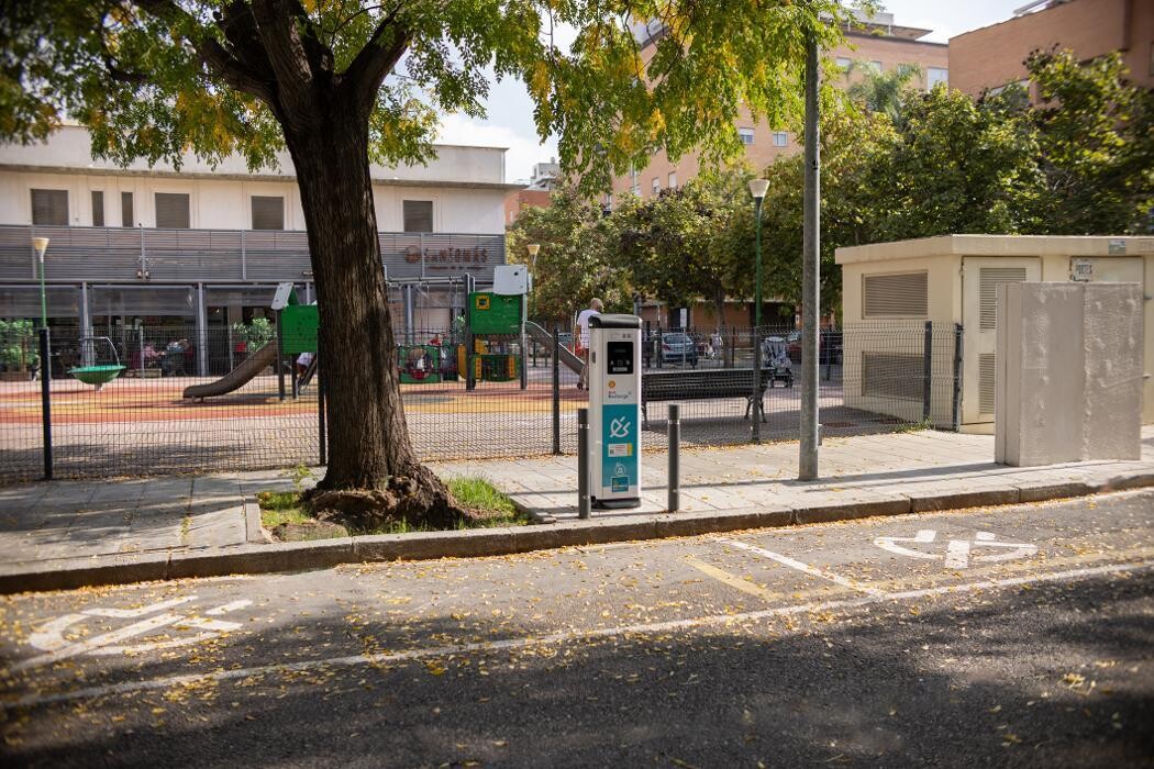 Images ACCIONA Charging Station