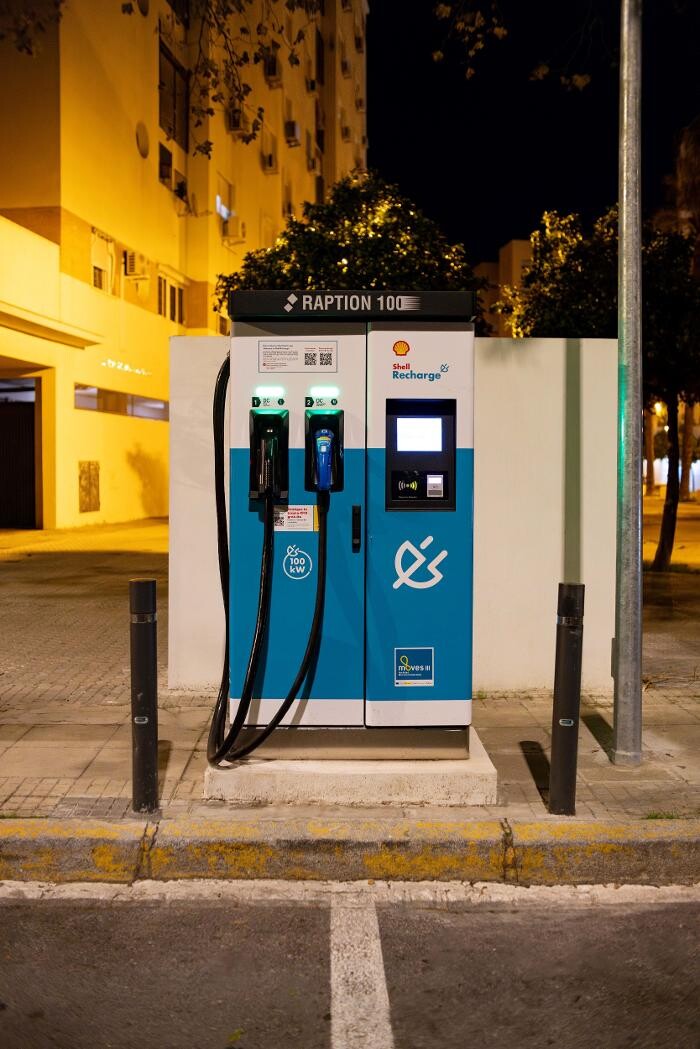 Images Shell Recharge Charging Station