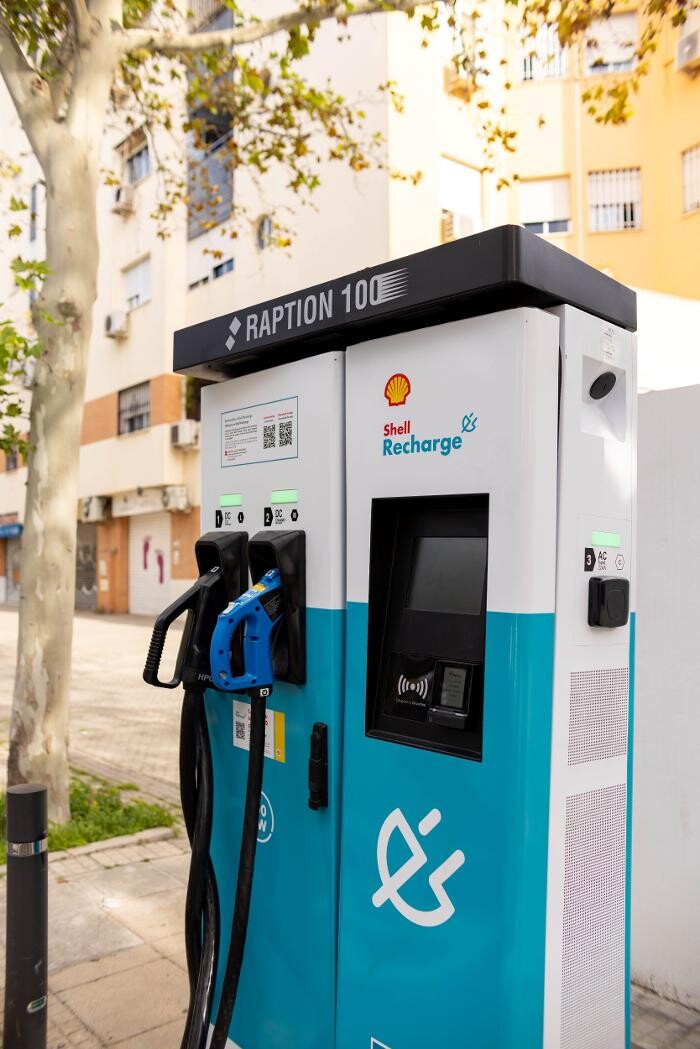Images Shell Recharge Charging Station