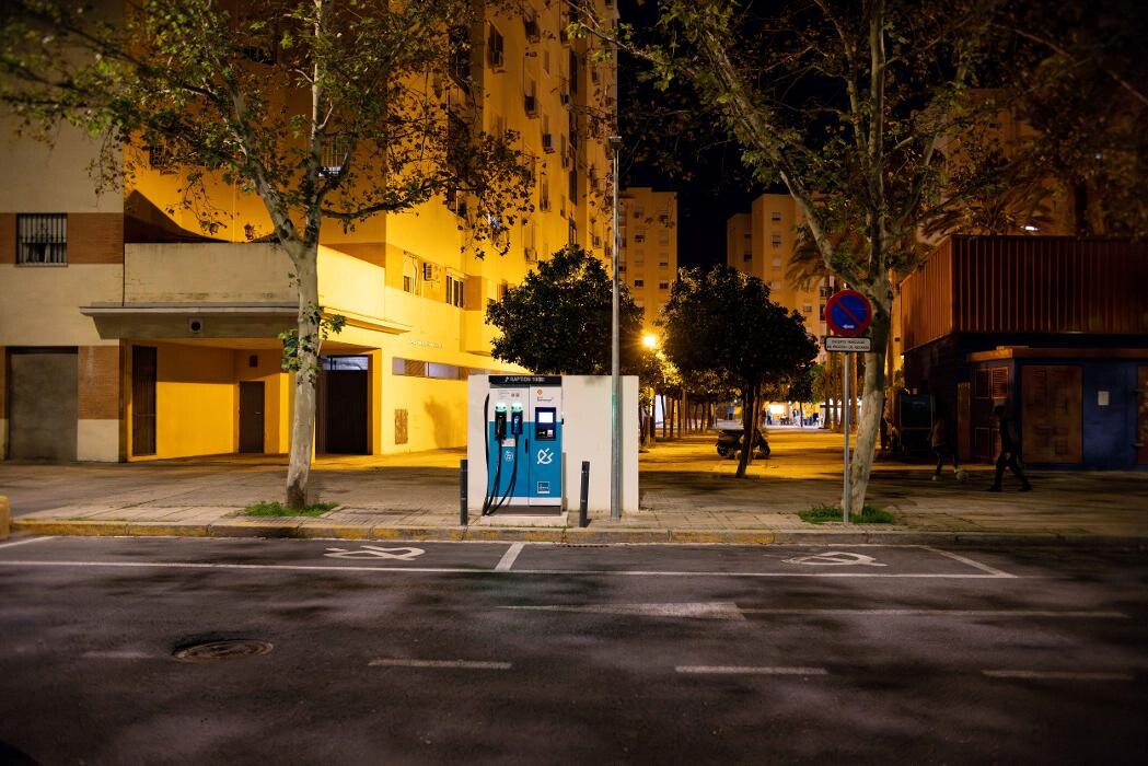 Images ACCIONA Charging Station