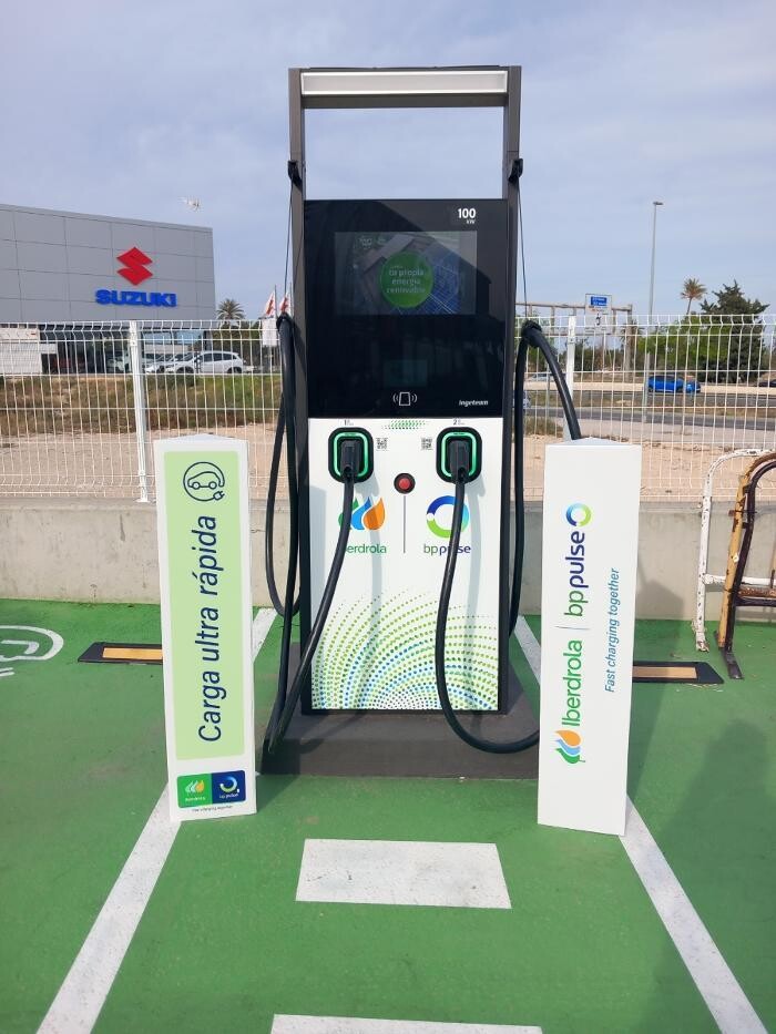 Images Iberdrola | bp pulse estación de recarga
