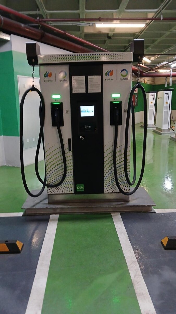 Images Iberdrola | bp pulse estación de recarga