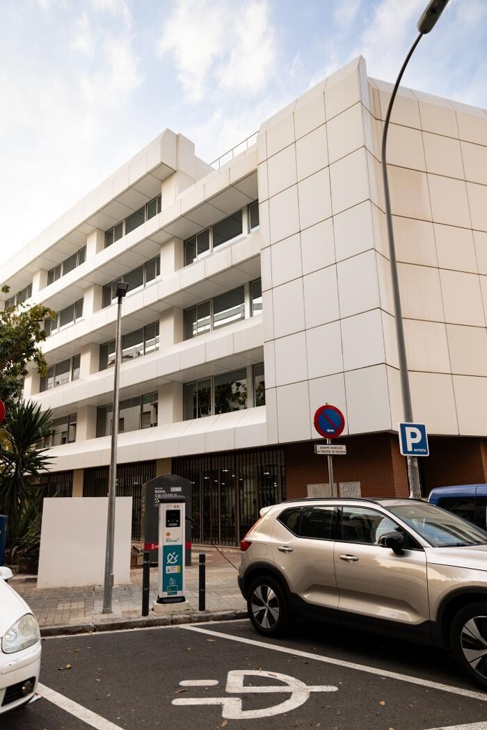 Images ACCIONA Charging Station