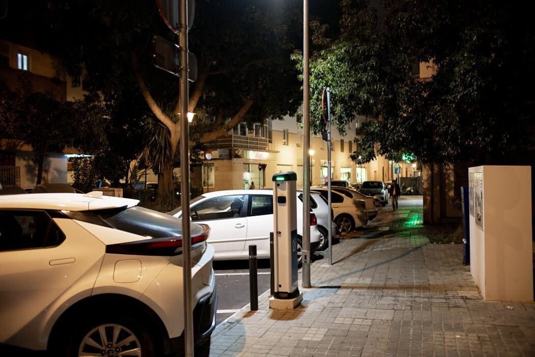 Images ACCIONA Charging Station