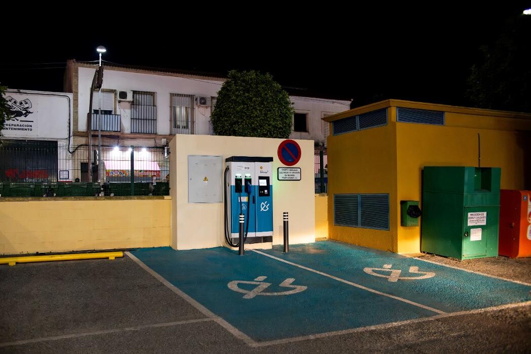 Images ACCIONA Charging Station