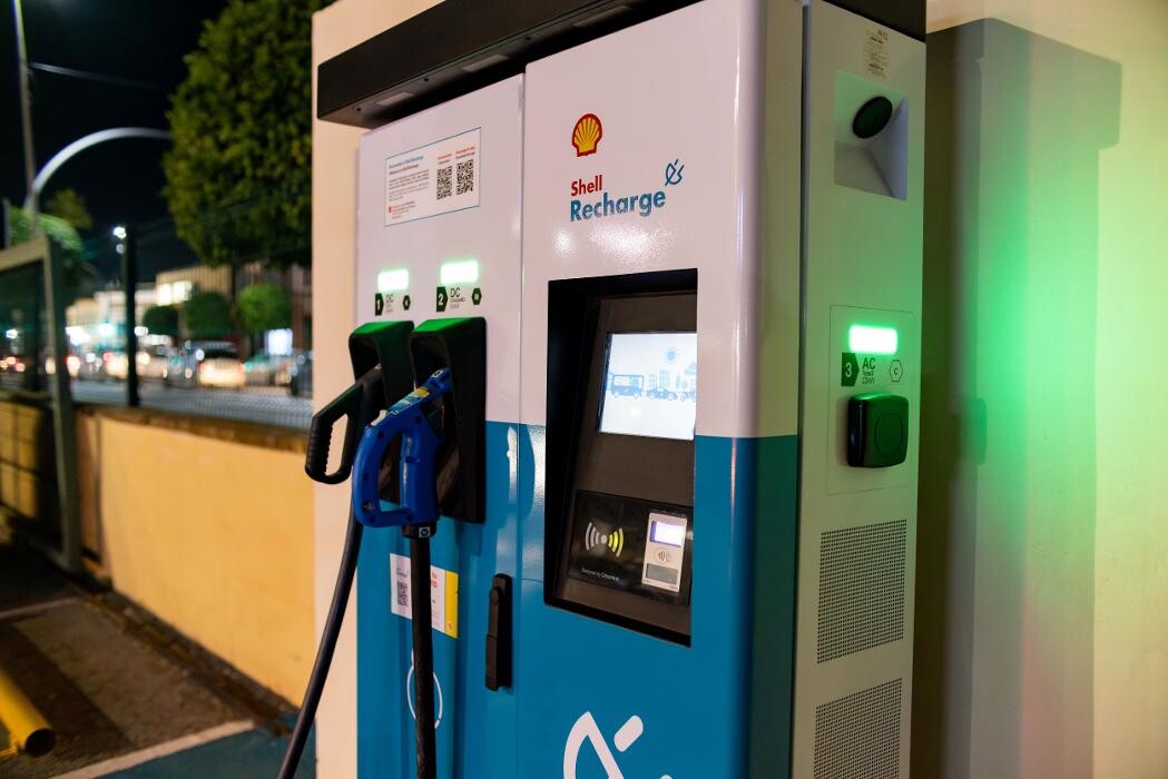 Images ACCIONA Charging Station